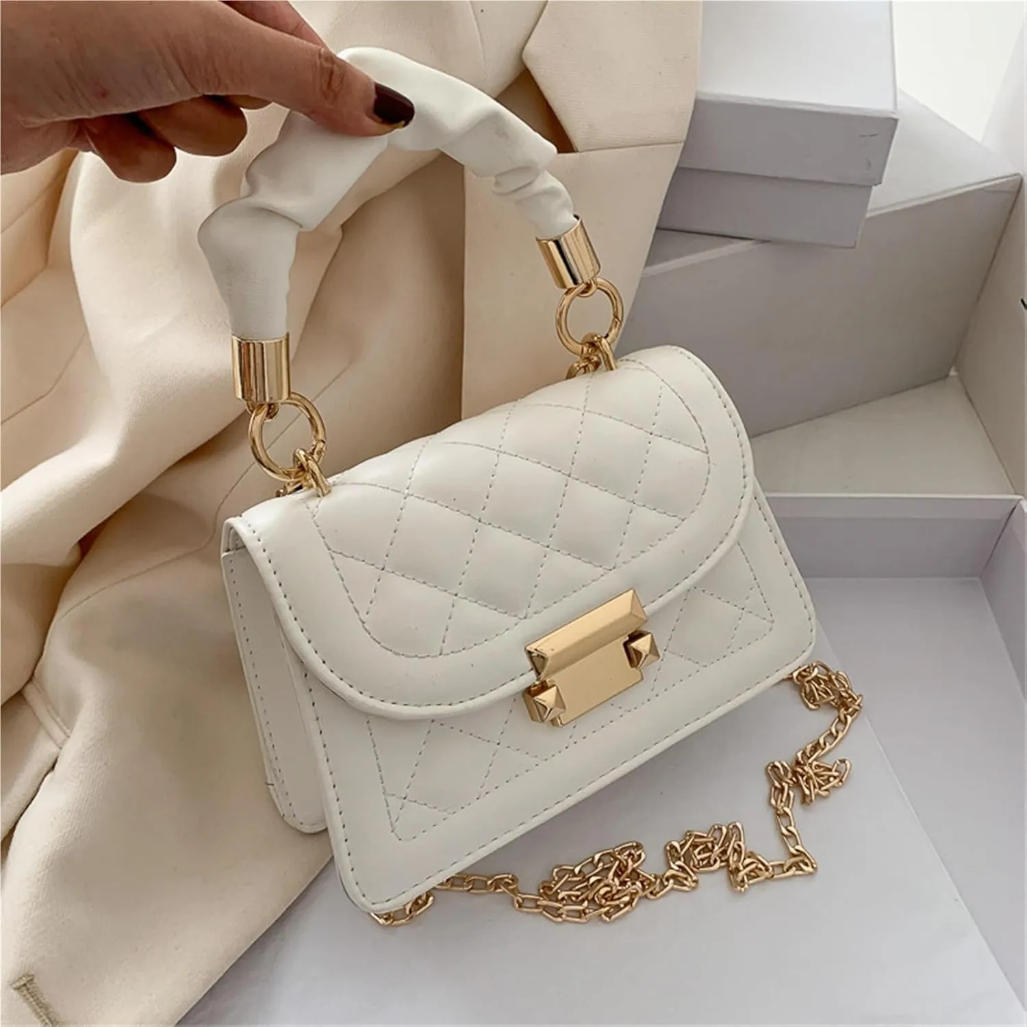 Popular Hundreds Of Women'S Bags Fashion Chain Crossbody Handbag Small Square Bag