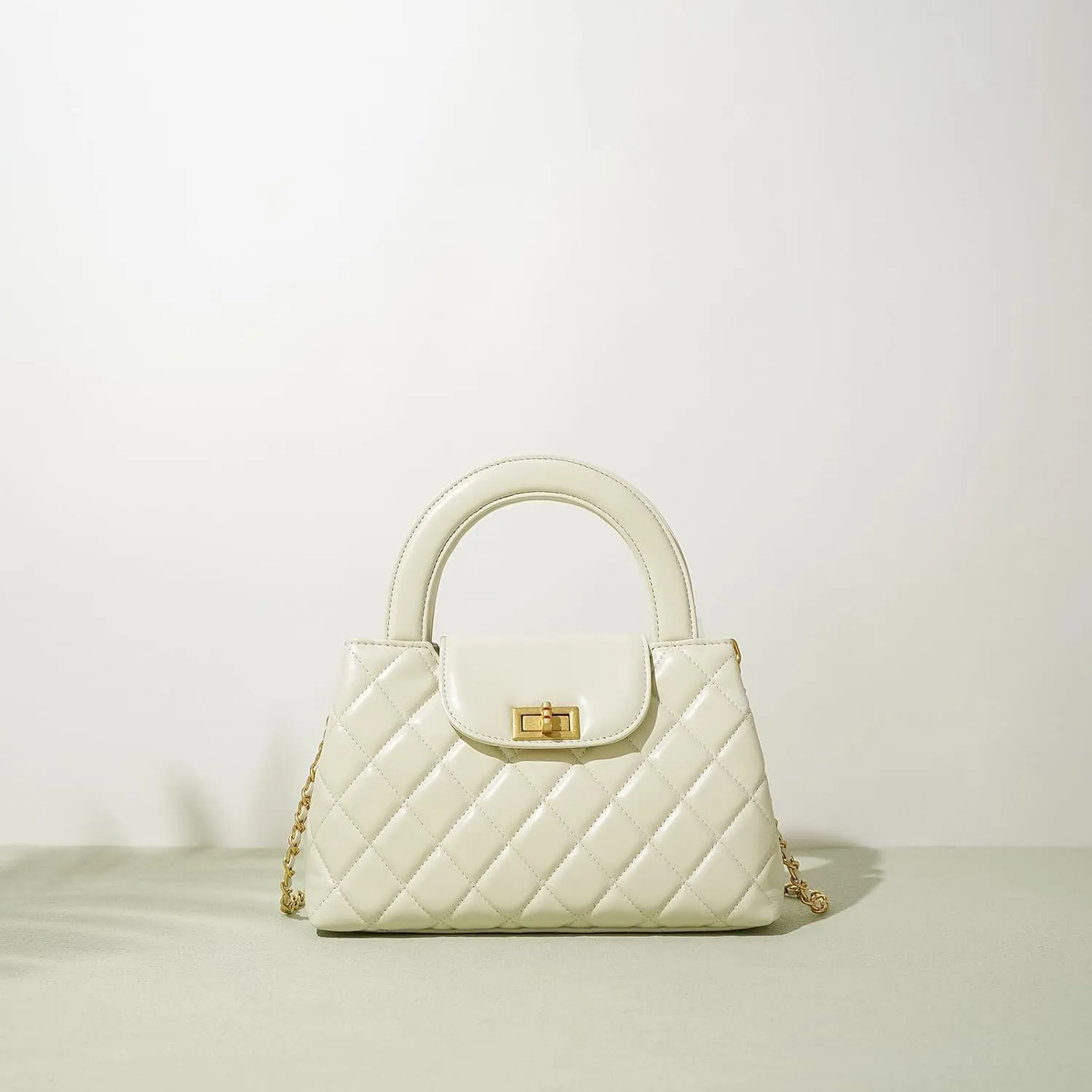 Quilted Leather Crossbody Bags for Women with Chain Strap Trendy Small Flap Handbag,Beige